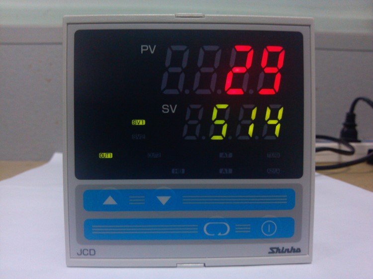 日本SHINKO神港溫控器  智能溫度控制器JCS-33A-R/M  面板48*48