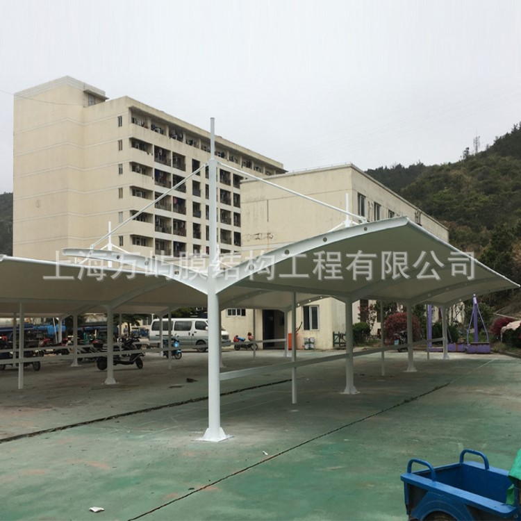 拉桿式自行車蓬安裝 上海自行車棚定做 搭建工廠園區(qū)自行車停車篷