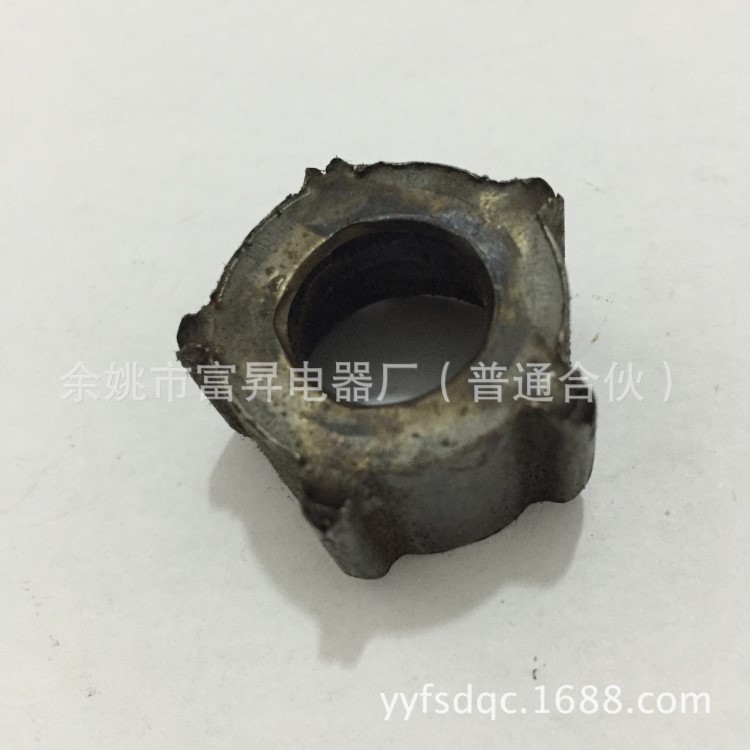 多工位冷鐓加工冷打加工成型機(jī)加工出毛坯 產(chǎn)品加工 紅打加工