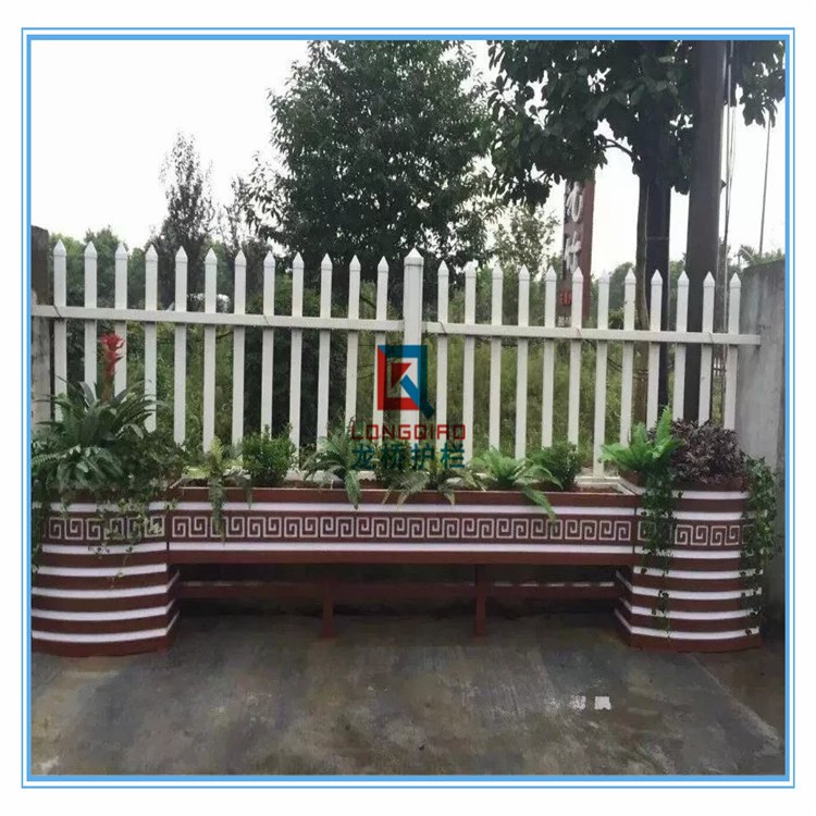 重慶仿木別墅 重慶庭院圍墻欄桿 不是木頭勝似木頭