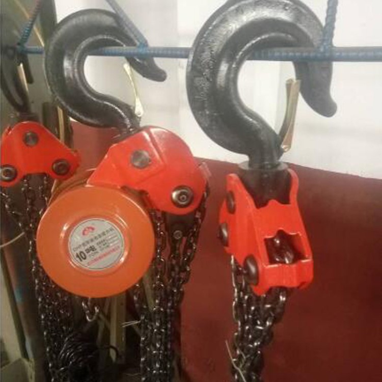 生產(chǎn)銷售DHP群吊環(huán)鏈電動葫蘆爬架焊罐電動提升機多種規(guī)格