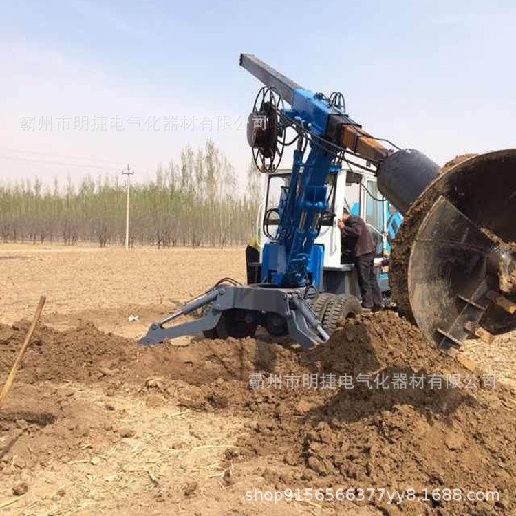 旋挖鉆機(jī)打橋梁樁電力小型輪式旋挖鉆機(jī) 建筑工程用打樁機(jī)