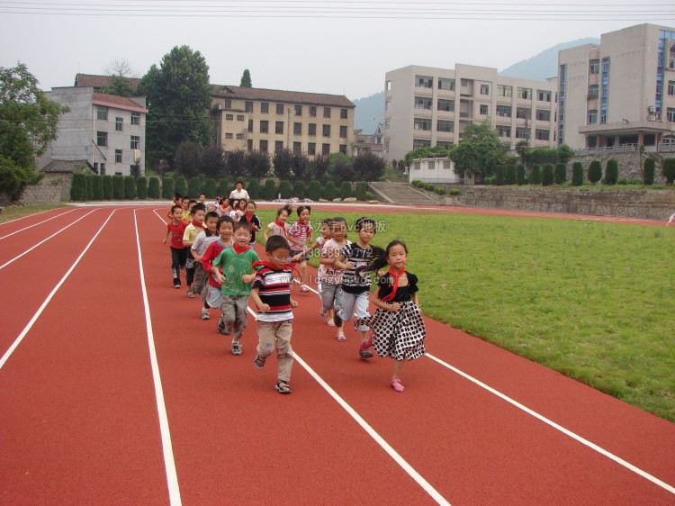 承接淮安學校塑膠跑道施工 幼兒園室外塑膠地面鋪設 EPDM塑膠跑道