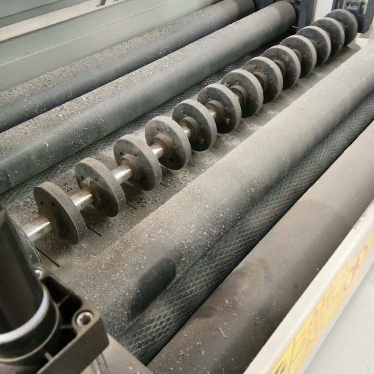 邢臺模板 木工包裝箱板材多片鋸 簡易定制加工木軸小型多片鋸