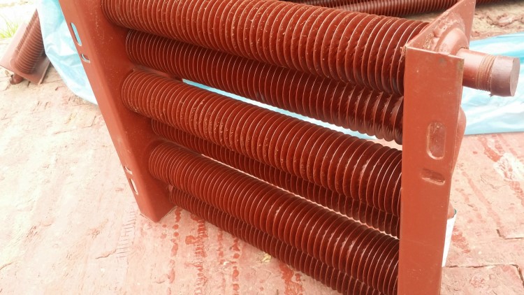 冀州暖氣片生產(chǎn)廠家批發(fā)家用工業(yè)車間專用暖氣片鋼制翅片管散熱器