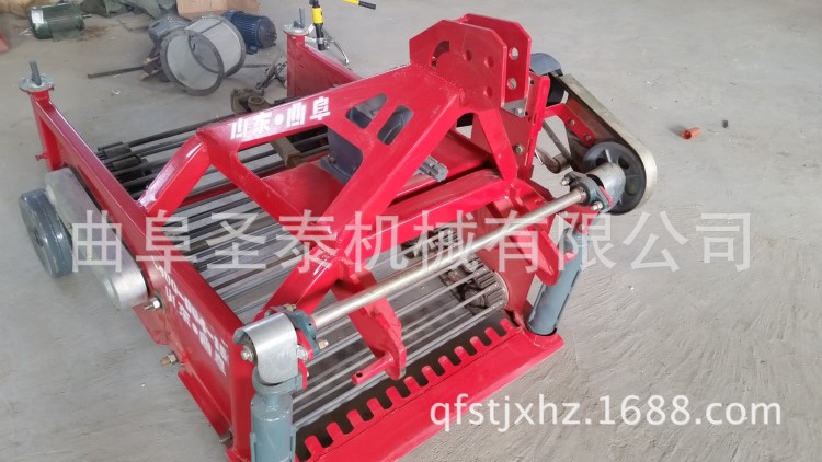 率紅薯土豆挖掘機 加密鏈條加大變速箱的挖掘機價格