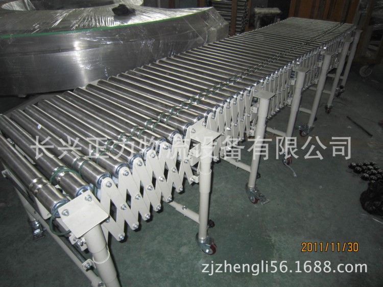 滾筒輸送機(jī)生產(chǎn)廠家，伸縮輥道機(jī)，動(dòng)力式滾筒伸縮機(jī)