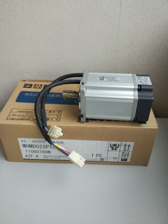 松下A4系列伺服電機MHMD022P1U