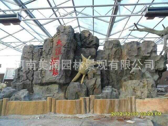23GRC塑石假山 水泥假山制作 生態園酒店假山 低210元每平米