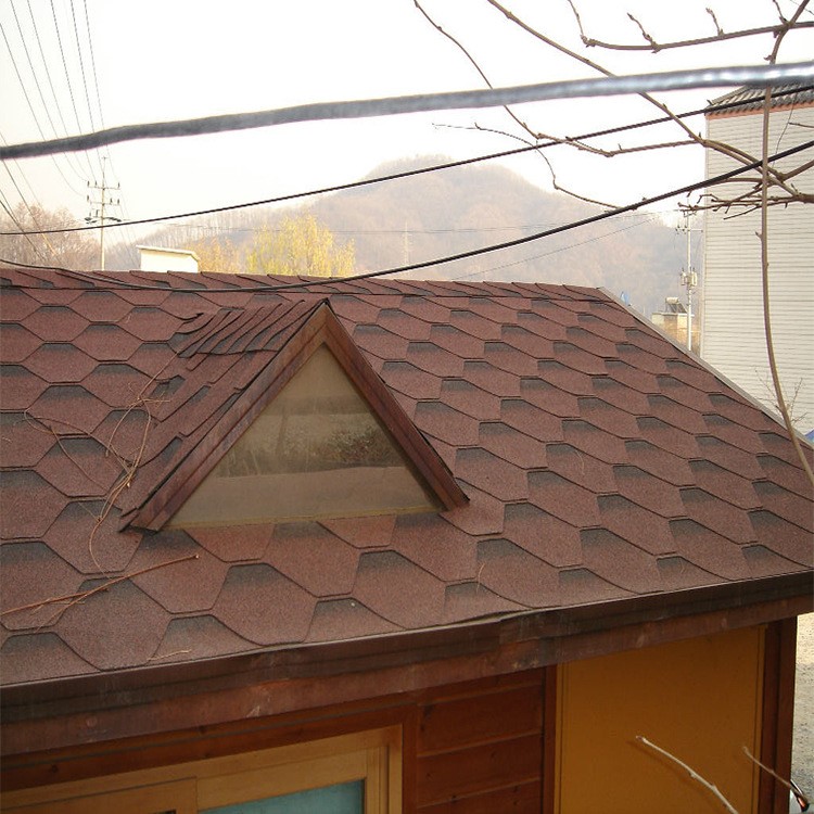沥青瓦屋面彩色波形歌德型标准型单层双层 别墅屋面防水装饰瓦片