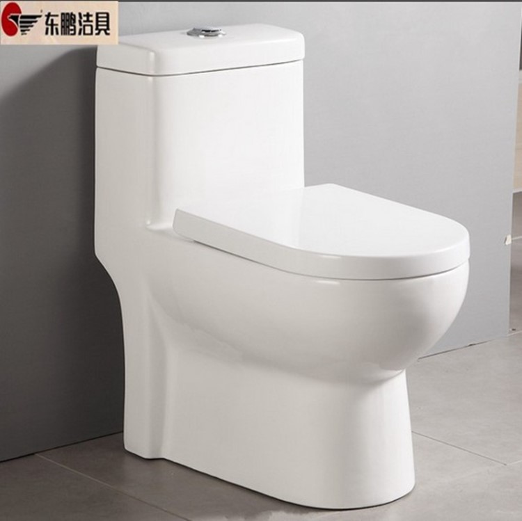 東鵬潔具坐便器節(jié)水防臭座便器緩降蓋板馬桶家用工程大便器