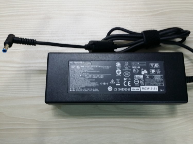 惠普HP ENVY17 8560W一體機(jī)19.5V 6.1 120W小藍(lán)口電源適配器