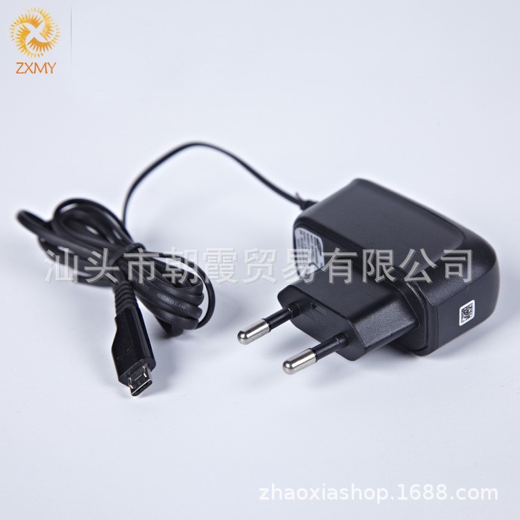 【48小時銷】G810帶線直充插頭700mA安卓歐規帶線充電器