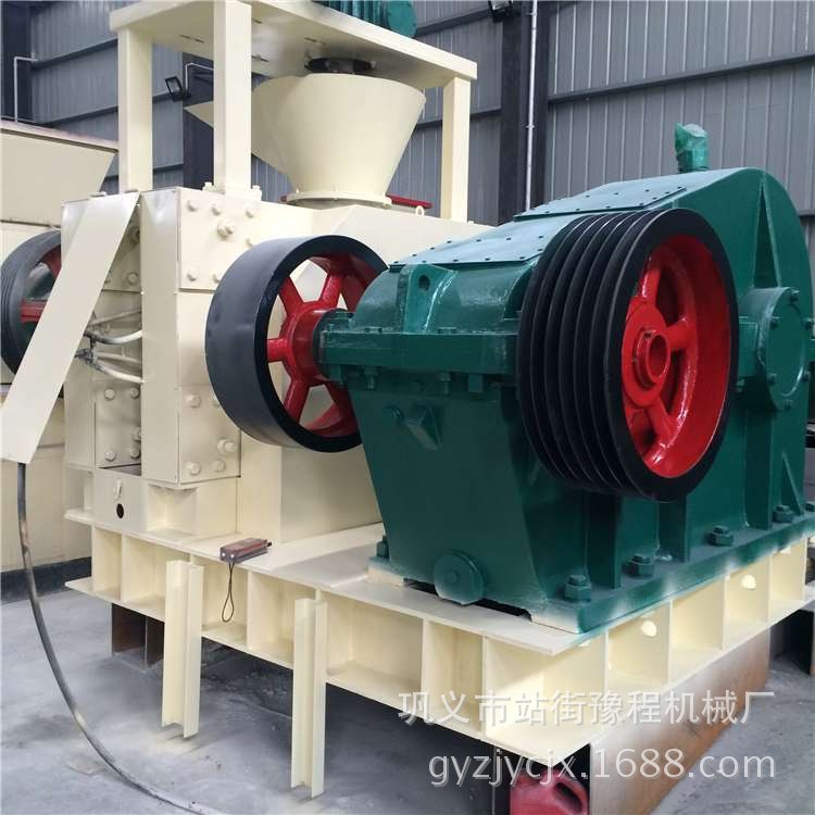 廠家現貨 高壓鐵粉壓球機 大型干粉型煤壓球機 石膏粉末成型機