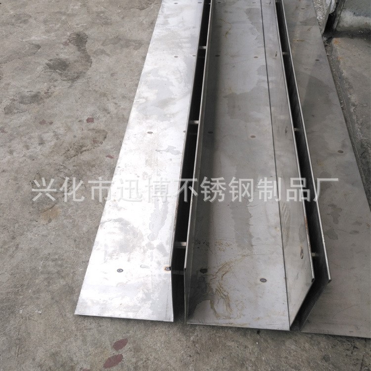 批發定制 興化不銹鋼排水溝  成品縫隙式線性排水溝 預制溝蓋板