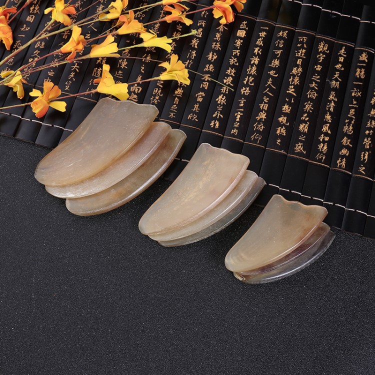 廠家批發天然羊角刮痧板三角刮痧面部背部美容工具經絡保健器材