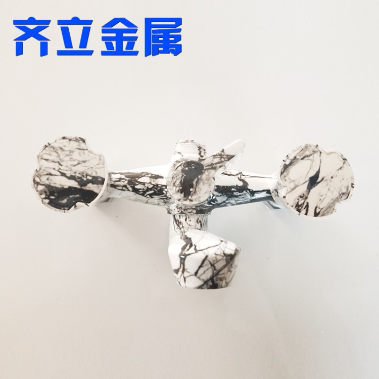 廠家直銷(xiāo) 塑料浴缸浴室冷熱水龍頭 冷熱雙開(kāi)雙把水龍頭