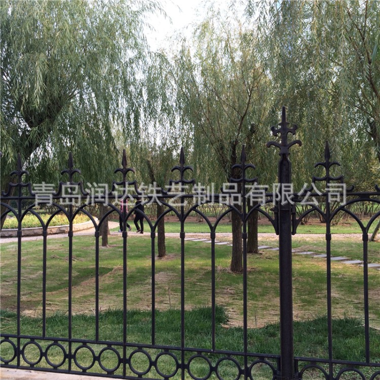 江蘇常州加工定制鋅鋼鐵藝護(hù)欄 球墨鑄鐵拉桿 別墅庭院圍墻柵欄