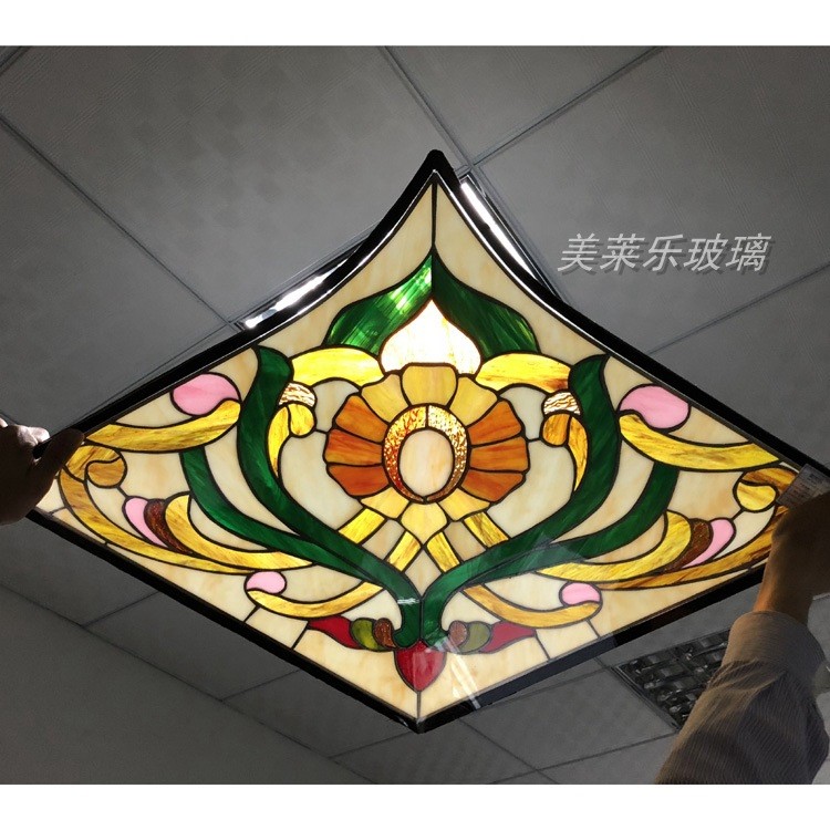 厂家供应艺术教堂玻璃 拼花彩色穹顶玻璃 定制加工广州