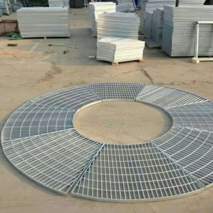 廠家直銷定制異形重型鍍鋅鋼格柵蓋板插接電廠防滑齒形鋼格板踏步