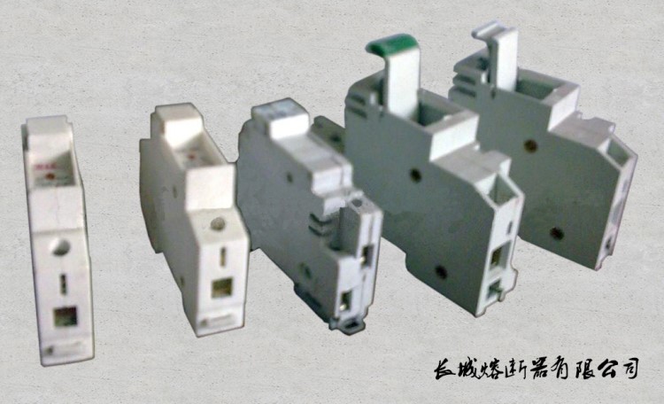 厂家直销 供应HG30,RT18隔离开关式熔断器