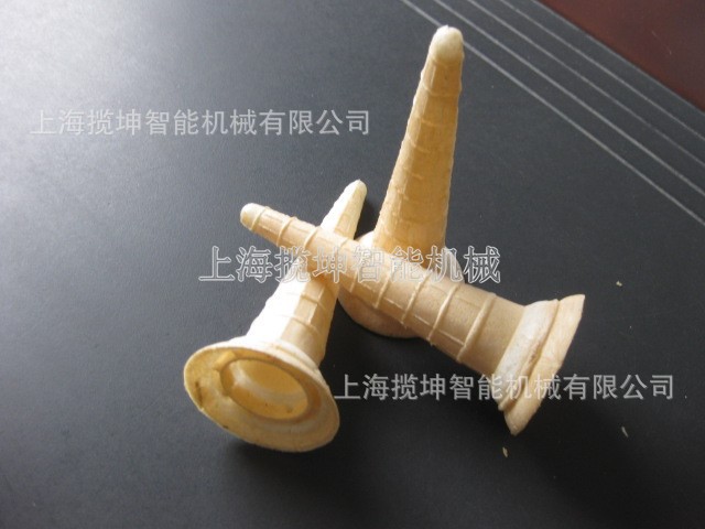 北京天津直銷(xiāo)冰淇淋脆皮蛋筒機(jī) 四頭牛角火炬威化蛋托機(jī) 可定制