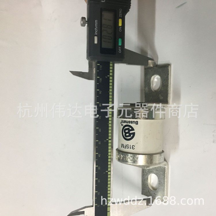 BUSSMANN 315FM 690V 快熔 保險(xiǎn)絲