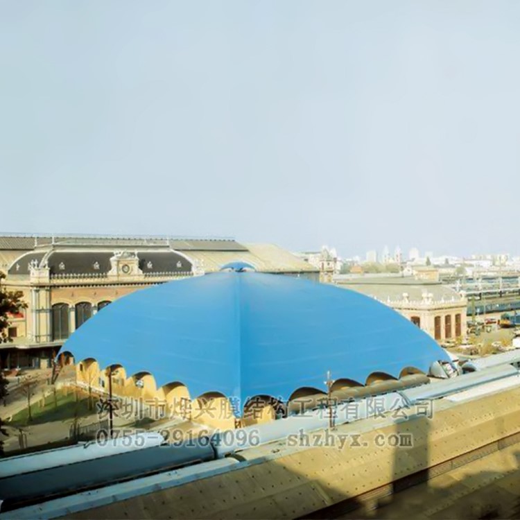 貴陽體育看臺,膜結構電動車棚膜結構,燁興廠家直供ETFE透明膜