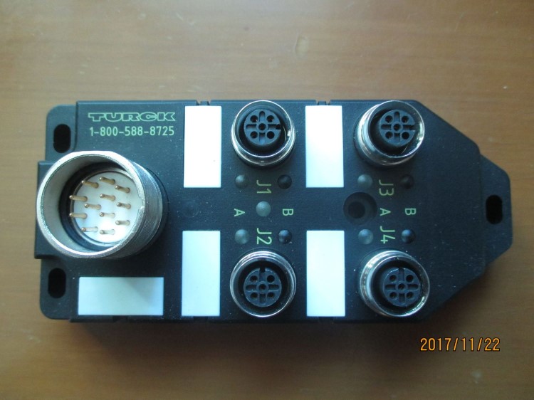 全新原裝圖爾克接近開關總線連接器4MB12Z-4P2-CS12