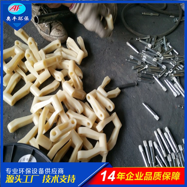 溶氣式氣浮機(jī)養(yǎng)殖屠宰工業(yè)食品加工污水處理平流式刮渣機(jī)一體設(shè)備