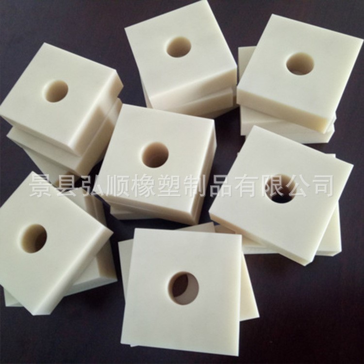 廠家供應(yīng) MC含油尼龍墊塊異型件高強(qiáng)度耐磨塑料墊塊 支持定做