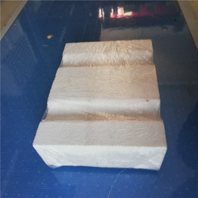 輕質(zhì)氧化鋁空心球磚廠價直銷質(zhì)量耐火度高適合各種高溫爐窯