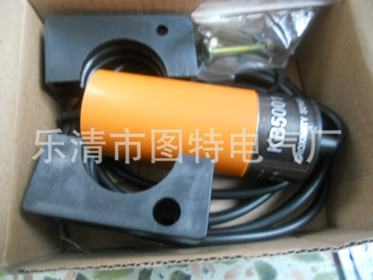 精品德國(guó)易福門IFM傳感器KB5001| KB-3020-ANKG/NI實(shí)物圖拍攝