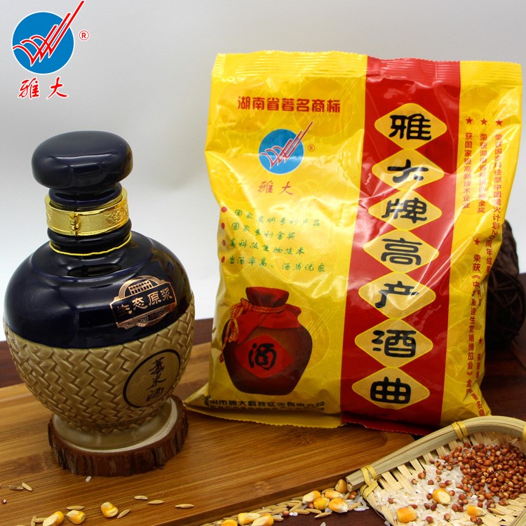 雅大釀酒設(shè)備酒曲廠批發(fā)白酒曲大米小麥玉米高梁專用酒曲批發(fā)