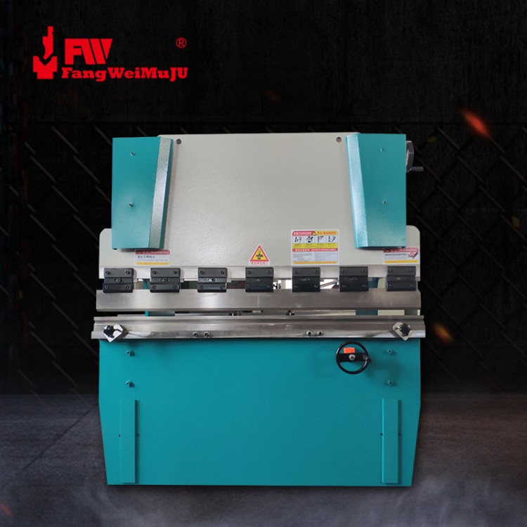 WC67Y-30T1600液壓普通折彎機(jī)  廠家直銷 液壓折彎機(jī) 數(shù)控折彎機(jī)