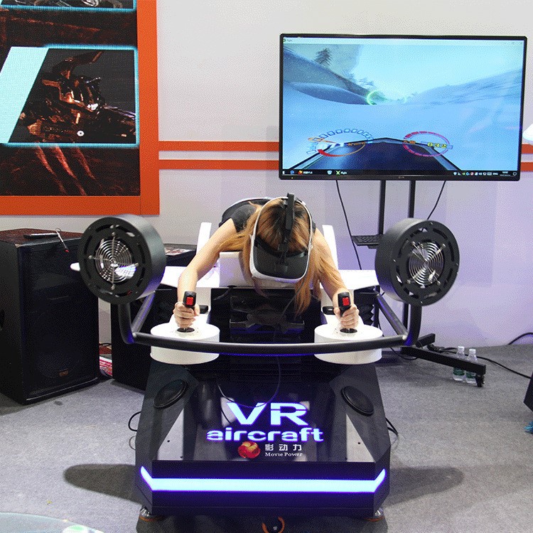 番禺vr 飛行模擬器，9dvr模擬飛行艙，vr飛行駕駛模擬設(shè)備體感機(jī)