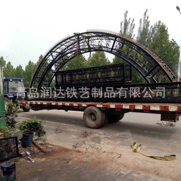 山東淄博廠家直銷鐵藝牌坊小區(qū)社區(qū)牌樓酒店迎賓門樓凱旋門