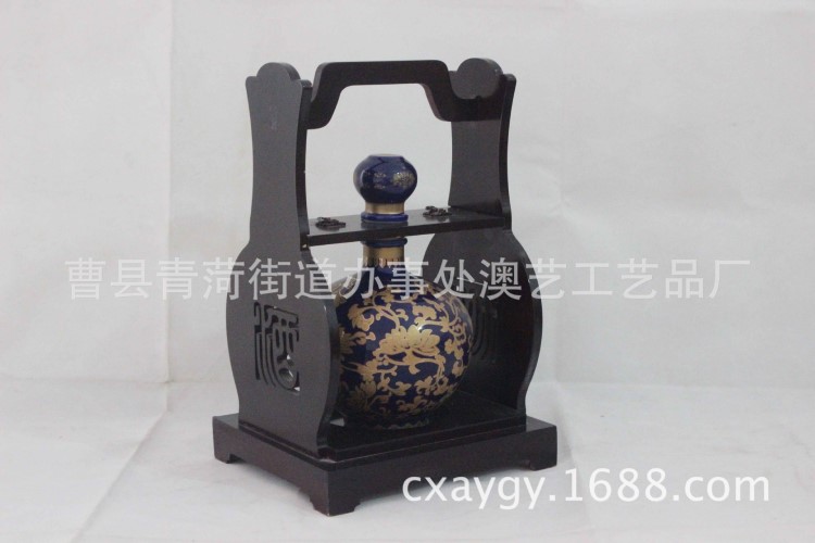 新款白酒包裝禮品盒手提式白酒酒架創(chuàng)意復(fù)古白酒展示架可加印定做