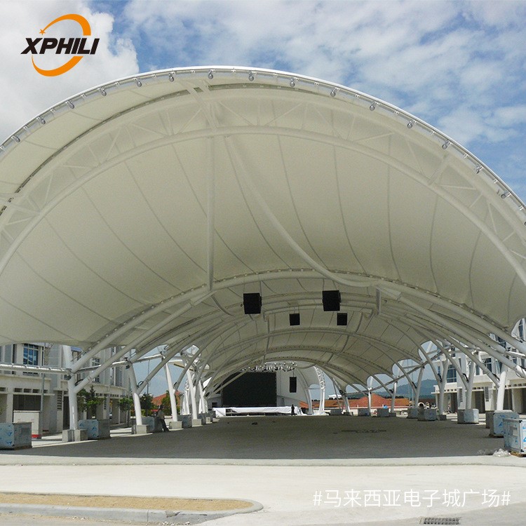 張拉索膜結(jié)構(gòu)商業(yè)設(shè)施 大跨度拱形設(shè)計 采用PVC\PTFE膜材