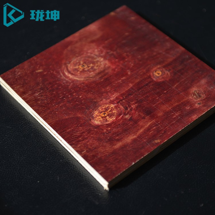 松木鏡面模板 鏡面覆膜板 清水覆膜板建筑覆膜板現(xiàn)貨供應(yīng)