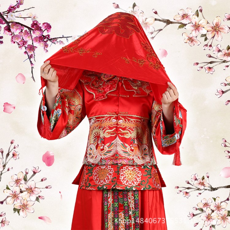 結(jié)婚婚慶道具紅蓋頭 新娘喜蓋頭蒙頭巾 中式有光布刺繡工藝中國結(jié)