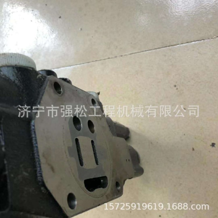 大量現(xiàn)貨供應(yīng)挖掘機三一75分配閥總.閥片 全車配件 駕駛室