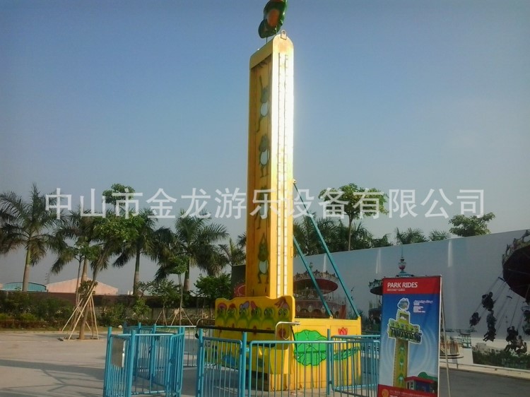 中山游博會產(chǎn)品展示 9米青蛙跳 小型公園游樂設(shè)備
