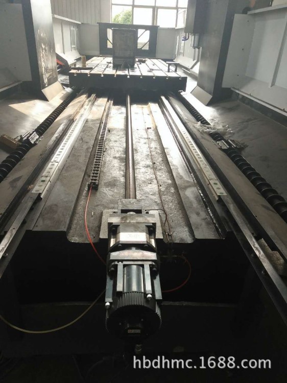 37系列定梁數(shù)控龍門銑床DHXK-3706河北數(shù)控機(jī)床廠家直銷精科大恒