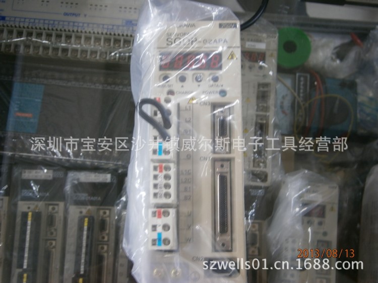 YASKAWA 伺服驅(qū)動器 SGDP-02APA