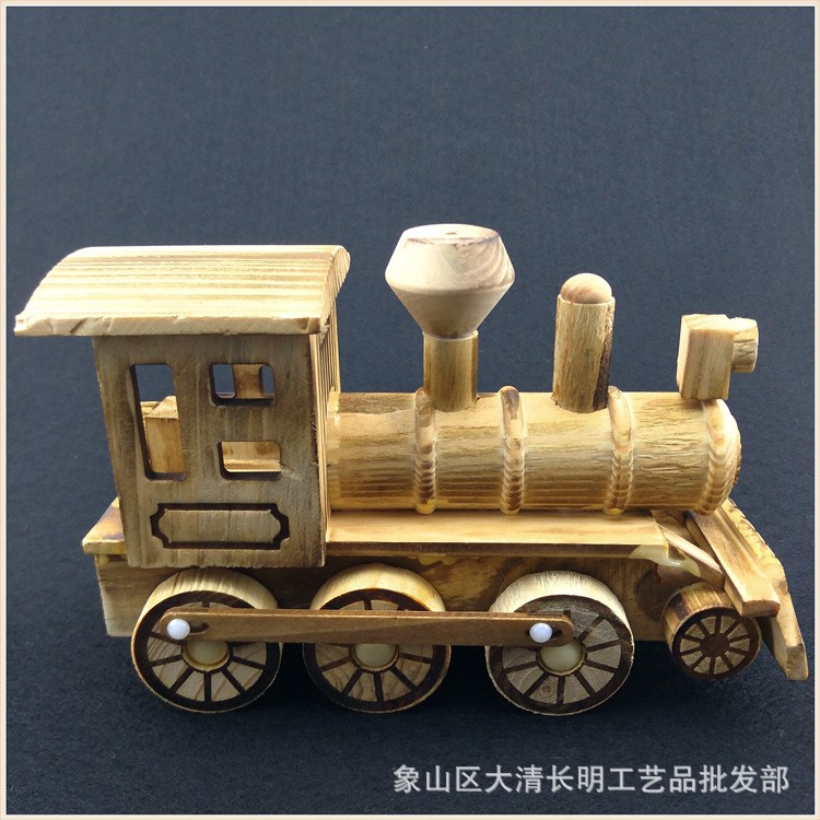 新款廠家直銷木質(zhì)工藝品擺件木制火車汽車模型兒童玩具車