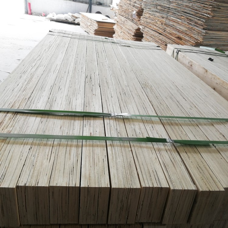 4-6米長 1-120厘厚 全楊木  laminated veneer lumber