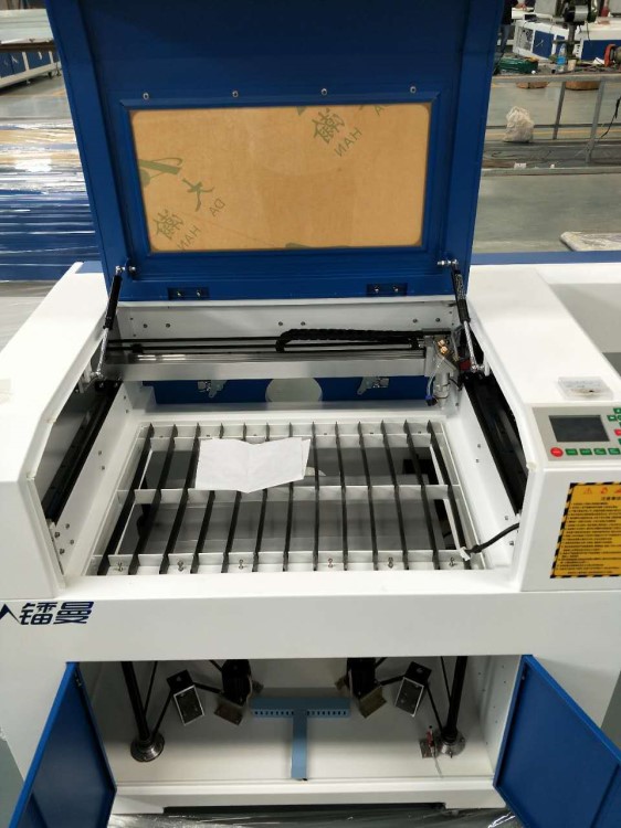 木板紙張賀卡亞克力激光雕刻機小型 竹木工藝品激光雕刻機切割機