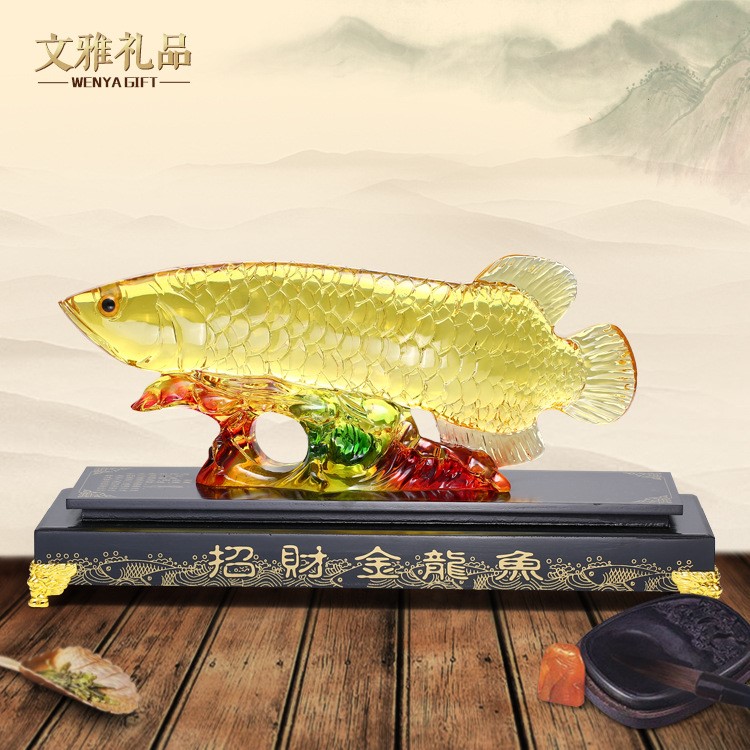 廠家批發(fā) 金龍魚(yú)擺件 樹(shù)脂仿玉工藝禮品 辦公室桌擺件創(chuàng)意家居飾