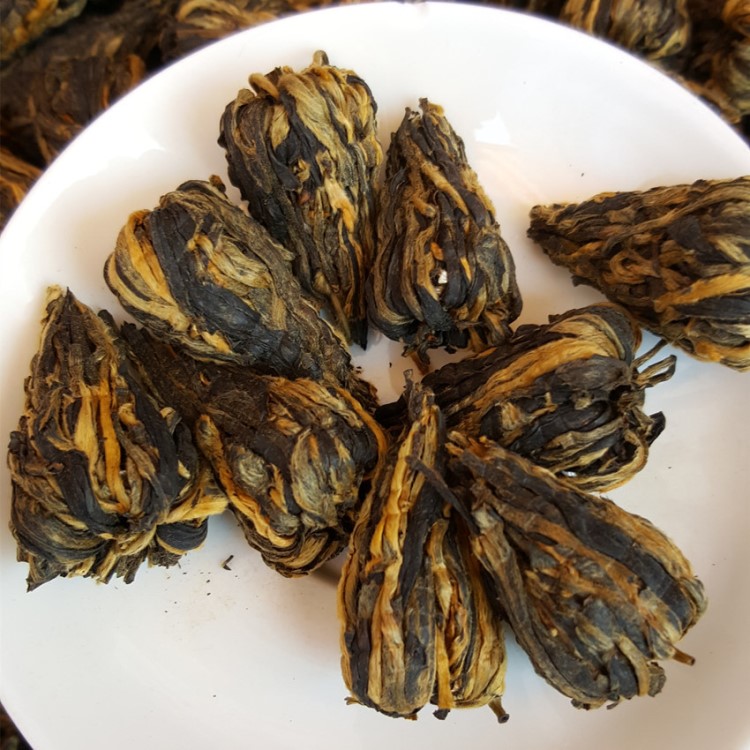 散裝紅茶批發(fā)紅寶塔茶葉2017年功夫紅茶500克金芽云南滇紅早春茶